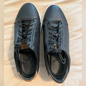 Allen Edmonds casual shoe / sneaker. Size 12 EEE. Black.